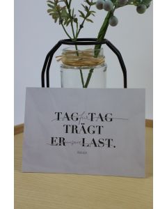 270059 - Postkarte - Tag für Tag trägt er unsere Last | Christliche Bücherstuben
